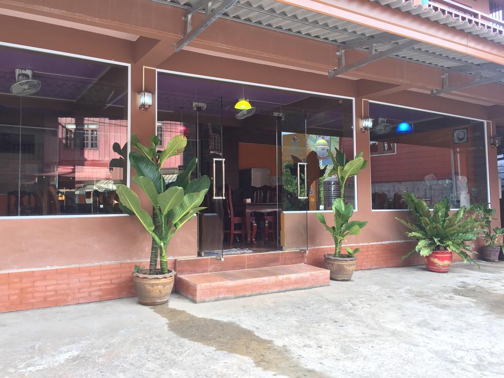 Happy River View Hotel Vang Vieng Exterior foto